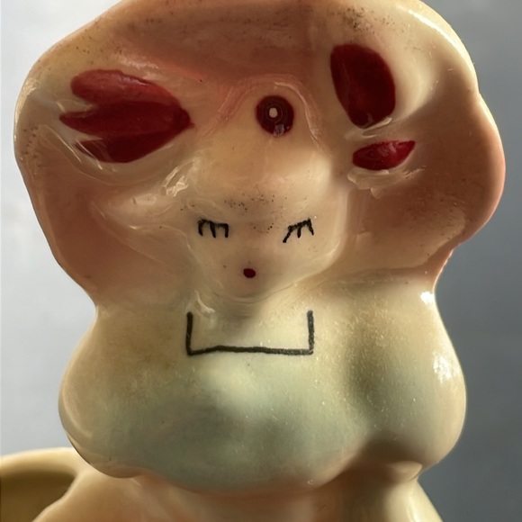 Vintage 1950’s Shawnee Pottery Vase - Picture 4 of 5